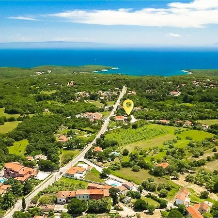 Holiday Home Liberta クルニカ エクステリア 写真